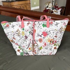 Floral Tote Bags with Pink Accents